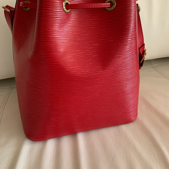 Louis Vuitton M41107 Epi Petit Noe - Picture 5 of 11